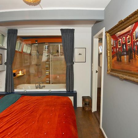 Amsterdam Center - Houseboat B&B By Captain Ricard Экстерьер фото